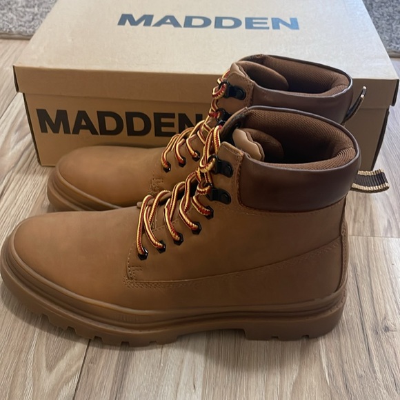 Madden Glixxo Tan Nubuck Men\'s Tan Boots